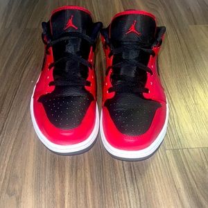 Low top Jordan 1